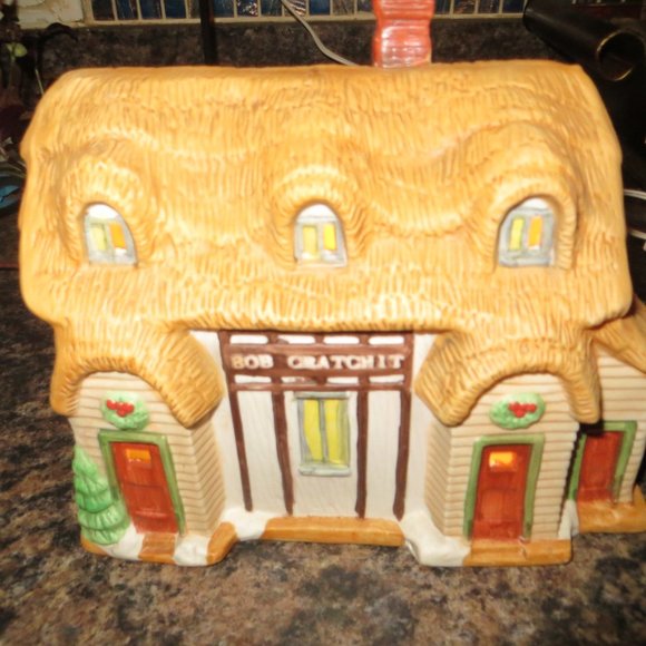 Dickens Of London Porcelain Collectible Bob Cratchit's House - Picture 2 of 8